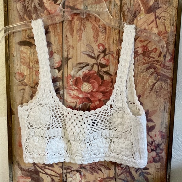 MAJORELLE REVOLVE BRAND STRETCH BOHO WHITE CROCHET KNIT  BODYCON CROP TOP - Picture 13 of 14